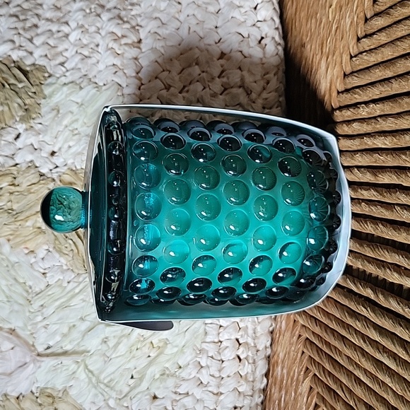 House of Harlow 1960 ocean jasper soy blend candle in a teal hobnail jar  10oz - Picture 4 of 11
